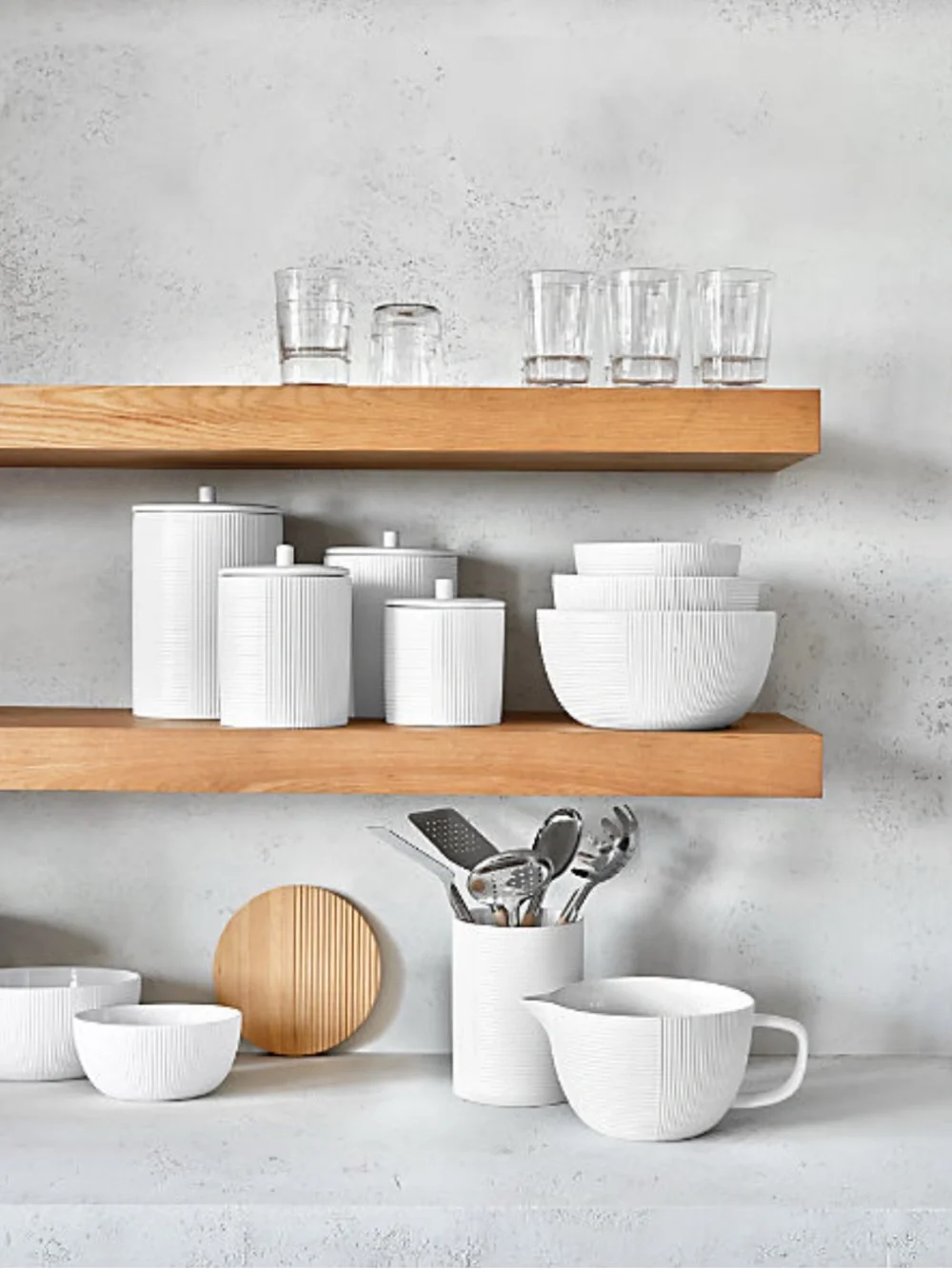 New! Crate&Barrel White Ribbed Ceramic Storage Jar with Lid size Medium